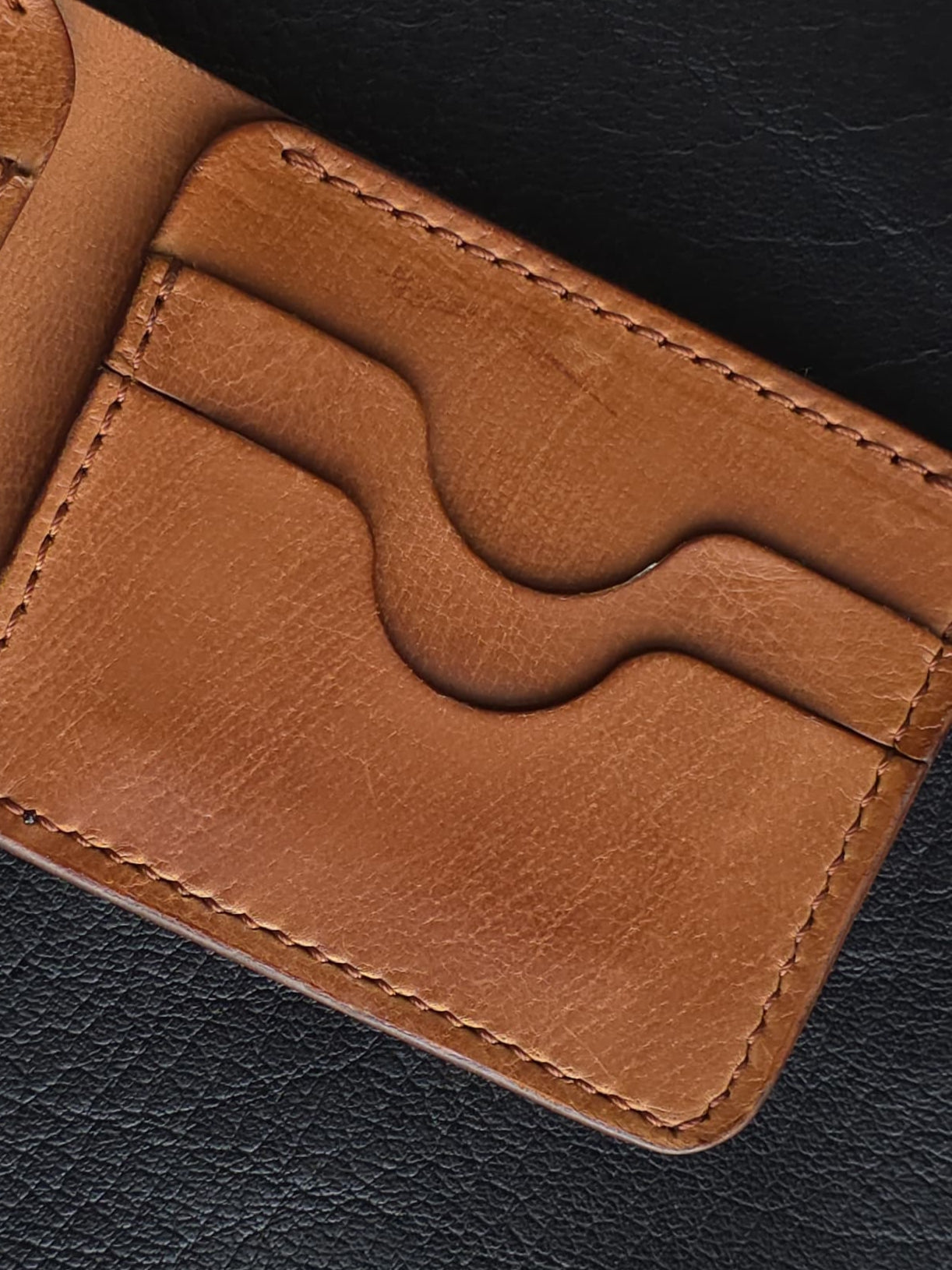 Veg tan full grain Classic Bi-Fold Leather Wallet (DOLLAR SIZE)