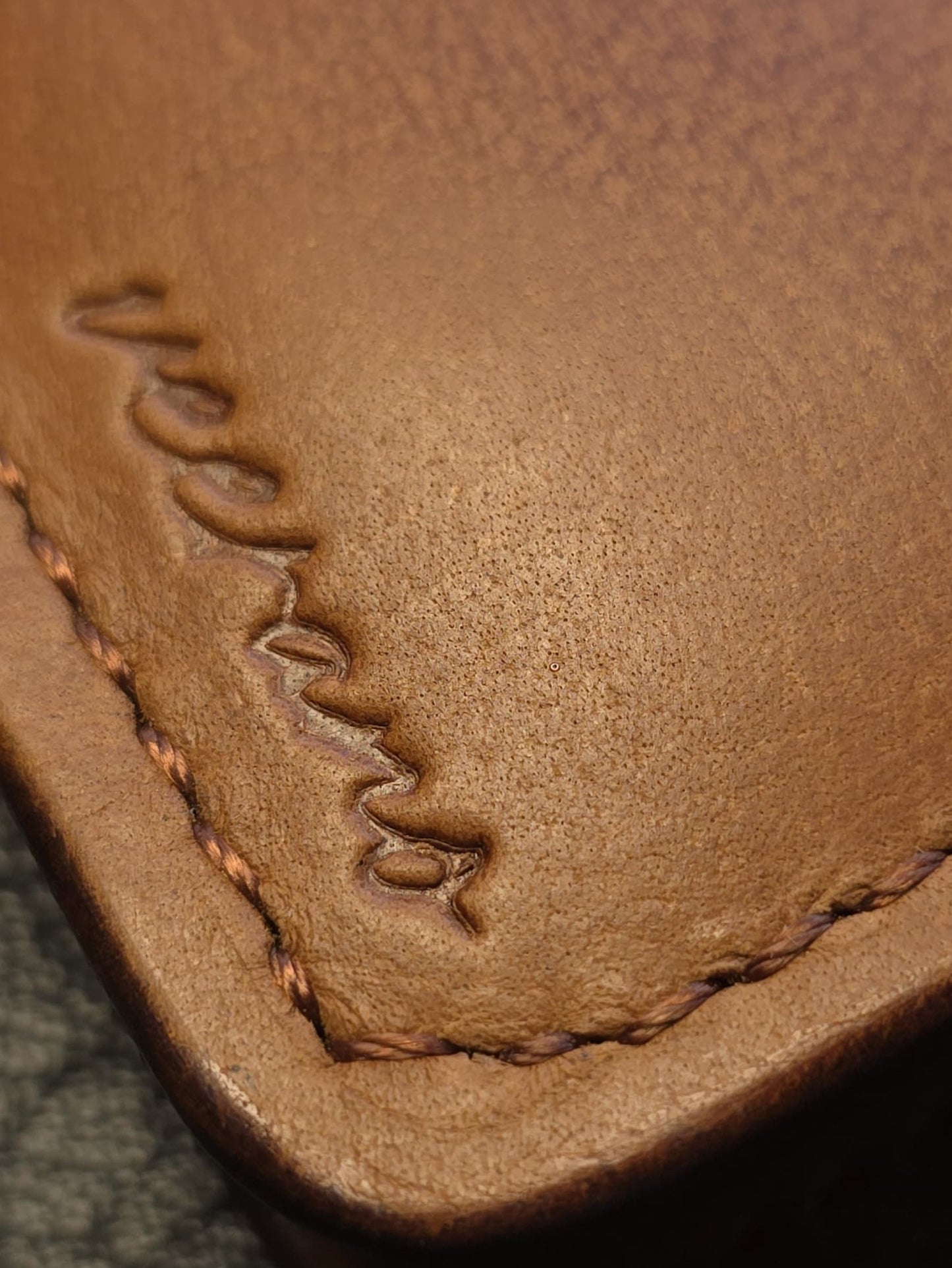 Veg tan full grain Classic Bi-Fold Leather Wallet (DOLLAR SIZE)